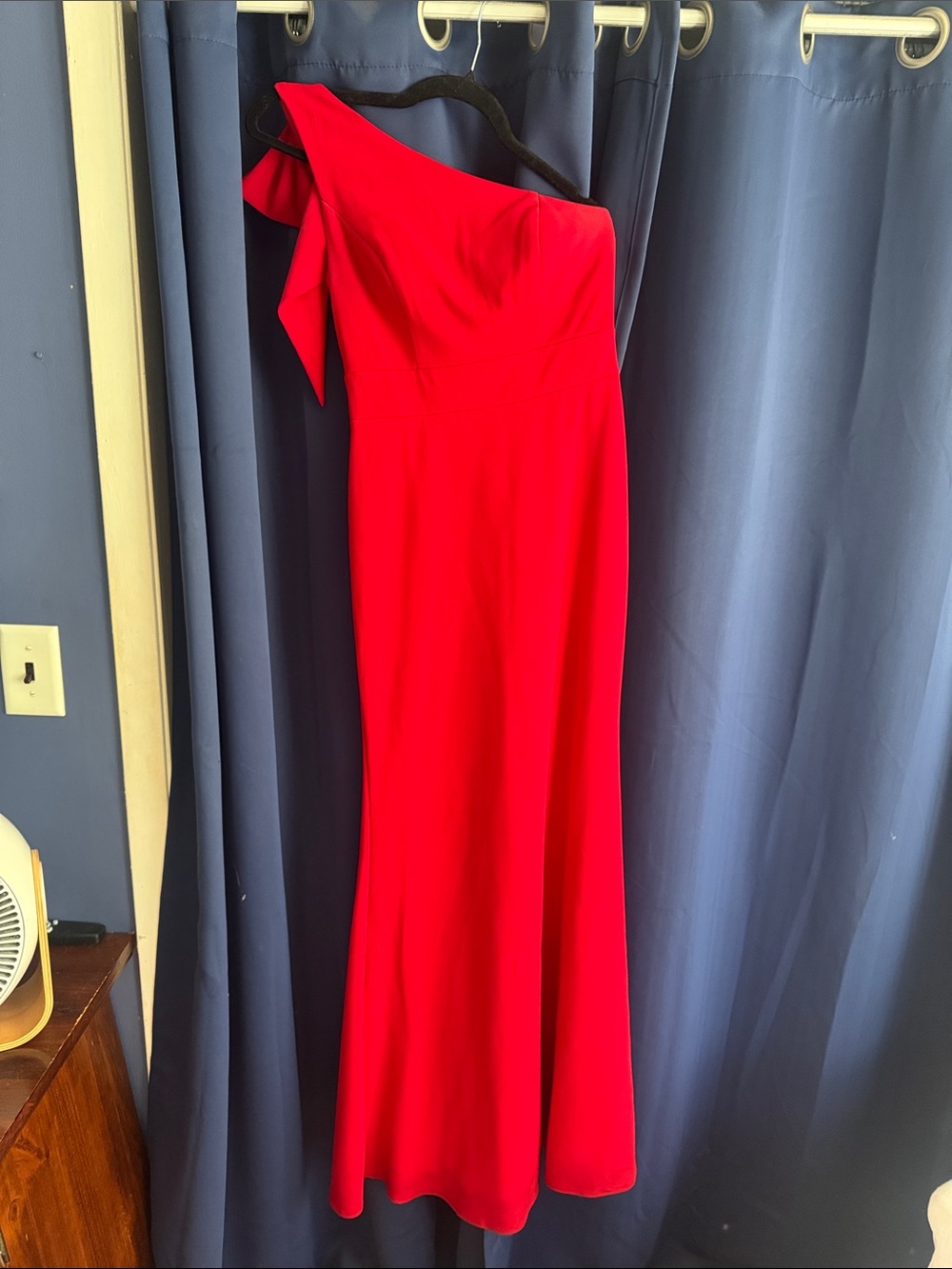 Azazie One-Shoulder Red Formal Gown